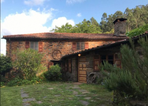 Acogedora Casa Rural con Vistas al Mar en Pantín